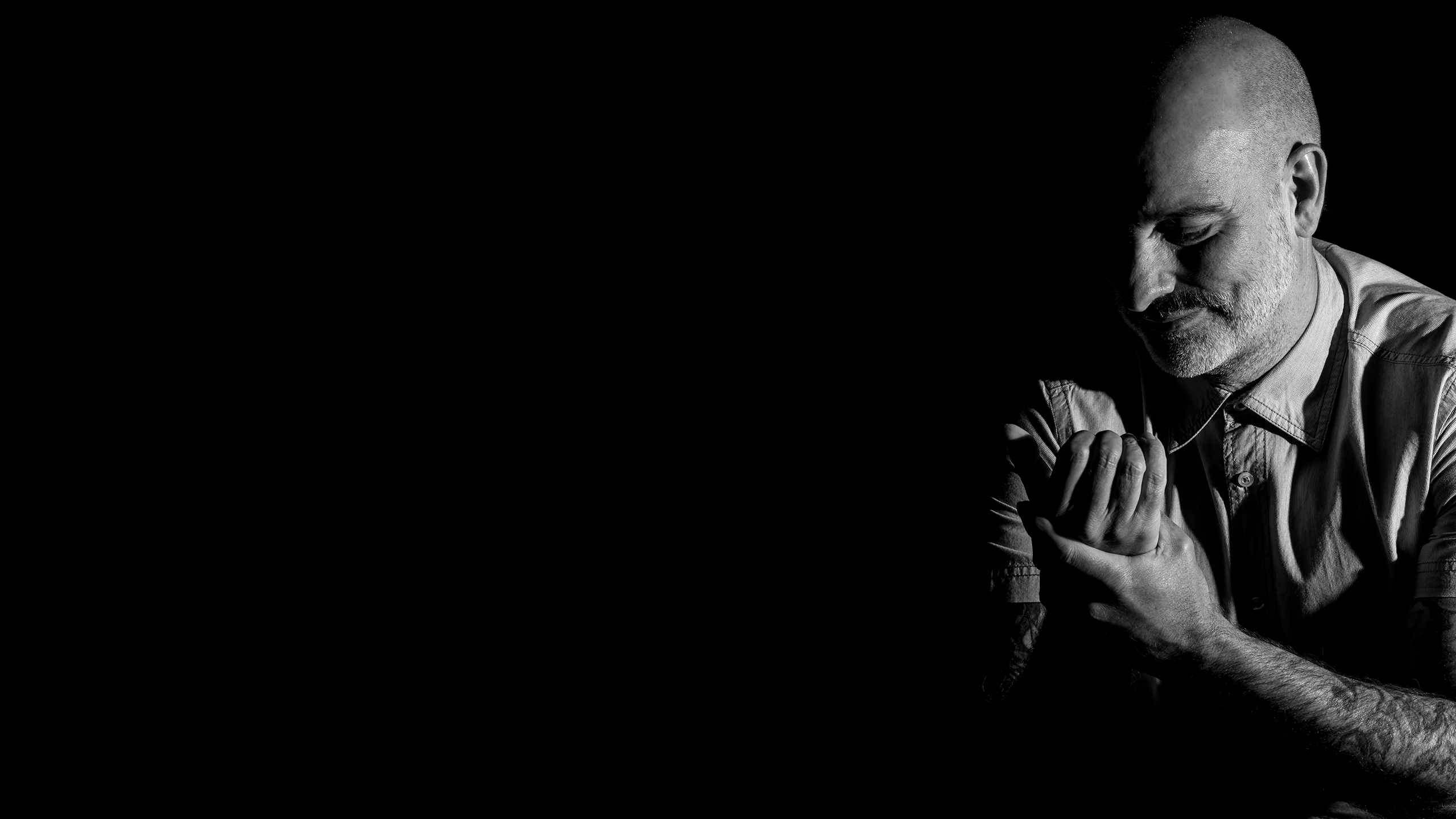 Landscpae portrait of Buzz Boutique DJ